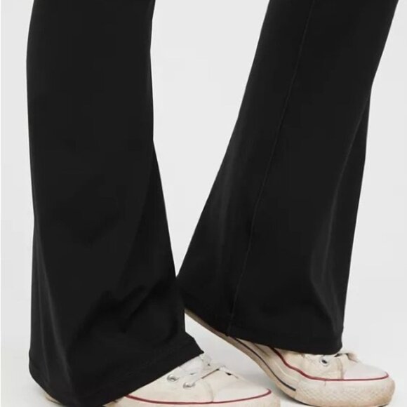 SOLD OFFLINE By Aerie Real Me High Waisted Crossover Flare Legging, Medium Short - Picture 5 of 13